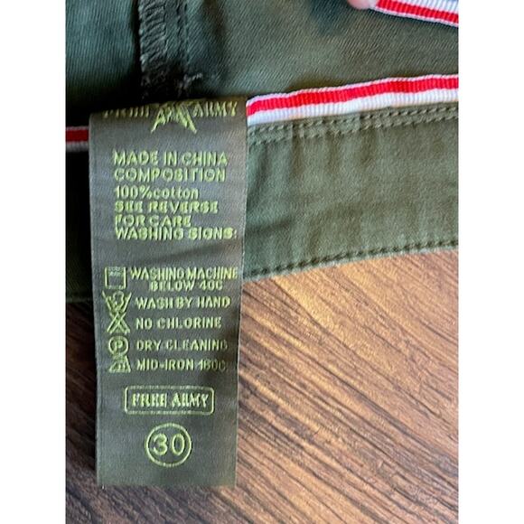 Free Army Women Size 30 Army‎ Green Cuffed Shorts - Picture 5 of 5
